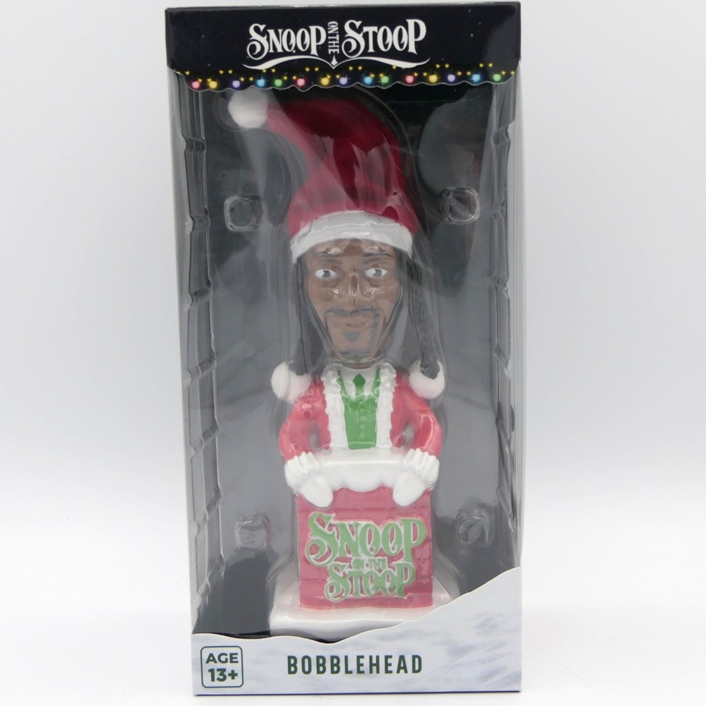 Snoop on the Stoop A Hood Tradition Collectible Holiday Bobblehead in Box
